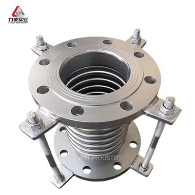 DN200 PN16 مخفف تموج معدني ذو شفة مصمم بقضبان حدية ANSI B16.5 تم اختباره هيدروستاتيكيًا لخط أنابيب فولاذي